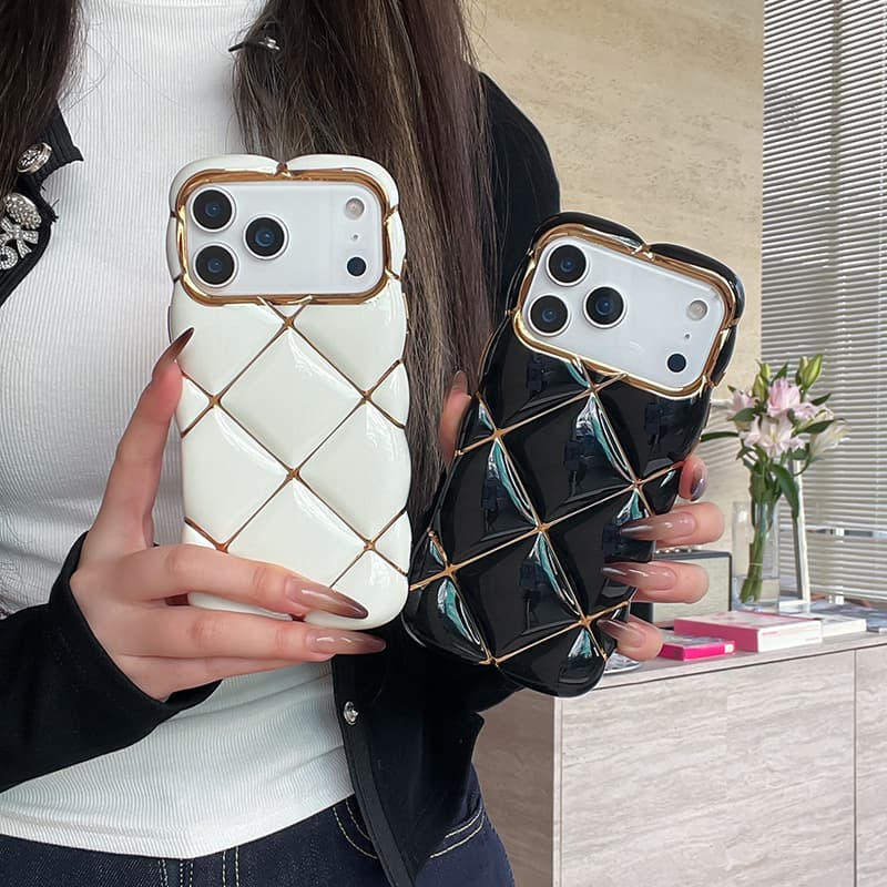 Electroplated gold lines three-dimensional rhombus suitable for iPhone17 mobile phone case Apple 16Promax anti-fall 13/14/12