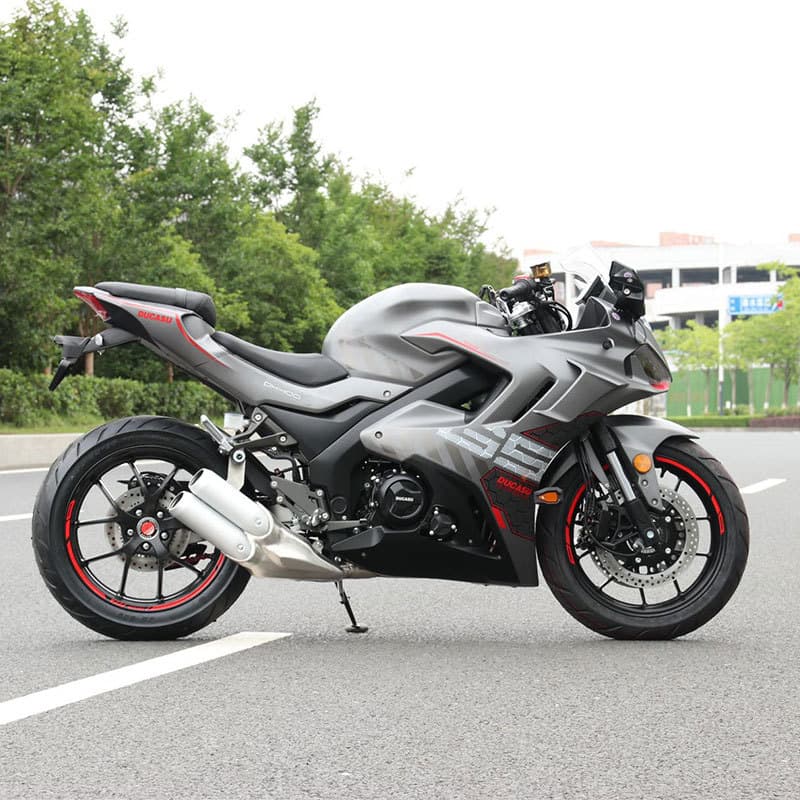 Cross-border export Kazakhstan DK400 motorcycle single swingarm sport bike dual-cylinder water-cooled motorcycle