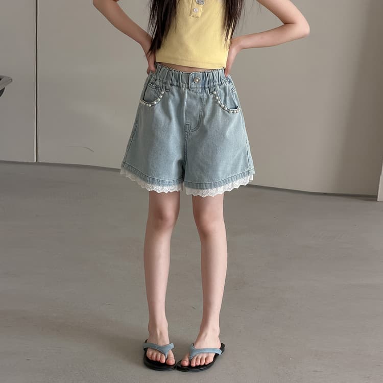 Girls' denim shorts 2026 Korean style children's clothing medium and large children's lace pearl denim shorts