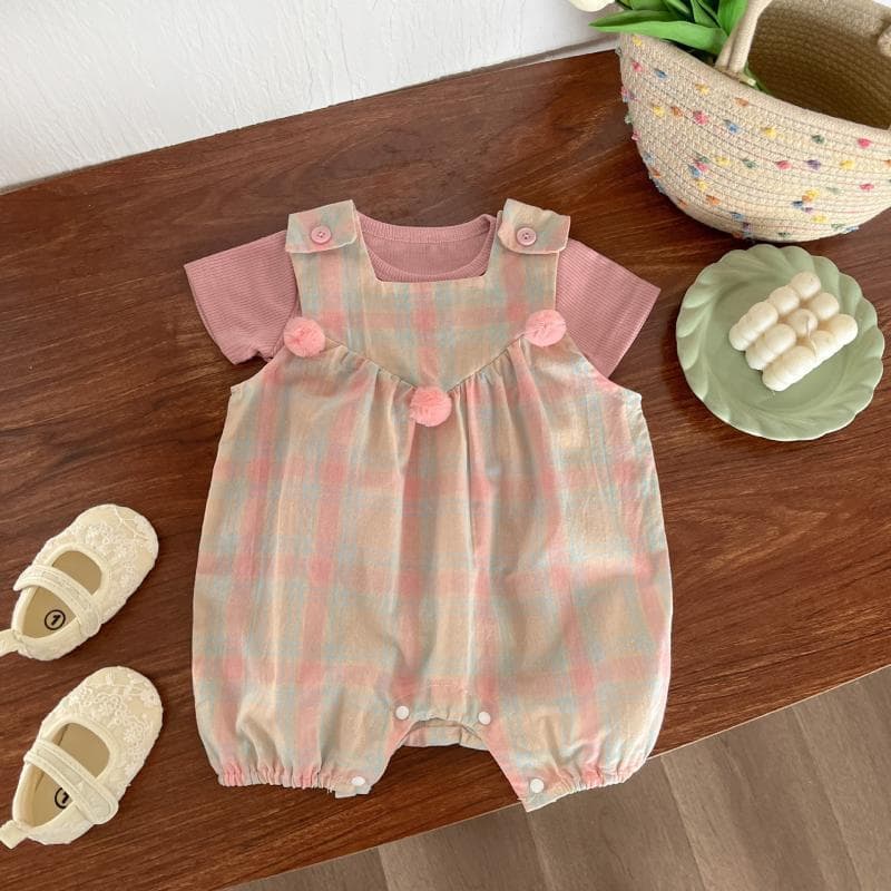 Baby crawling suit 025 summer thin suit pink T-shirt plaid suspenders harem baby fashionable and cute summer clothes