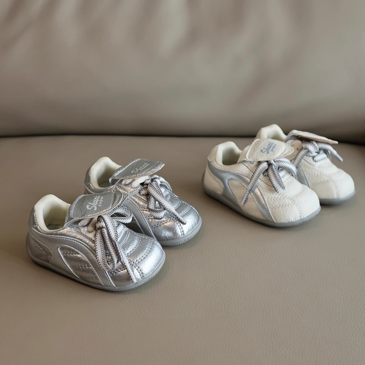 2025 Fall New Baby Walking Shoes Soft Sole Girls White Sneakers Kids German Training Shoes Boys Casual Shoes