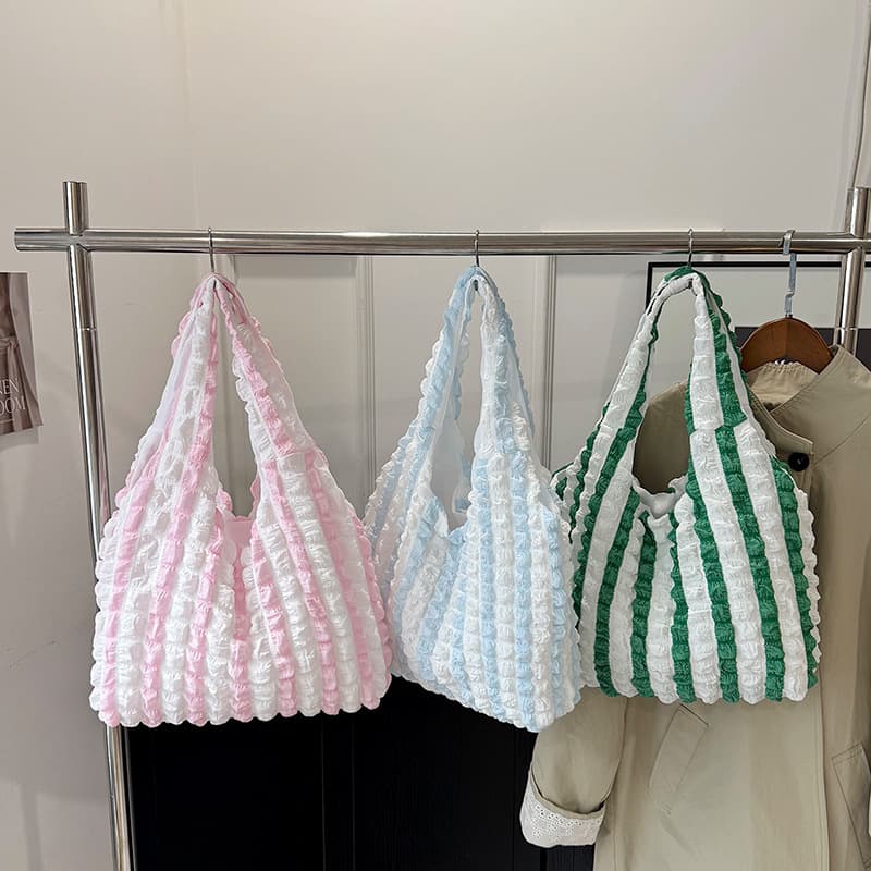 Internet celebrity bubble bag women's shoulder crossbody bag ins women's large capacity tote bag lightweight simple versatile vest bag