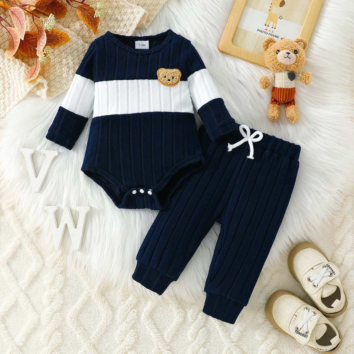 Cross-border new baby boy striped suit, bear embroidered bag, baby outing clothes two-piece set