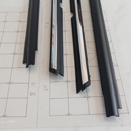 Wing Shenfeng Dis Lancer Activ glass outer battens electroplated window front and rear glass inner battens