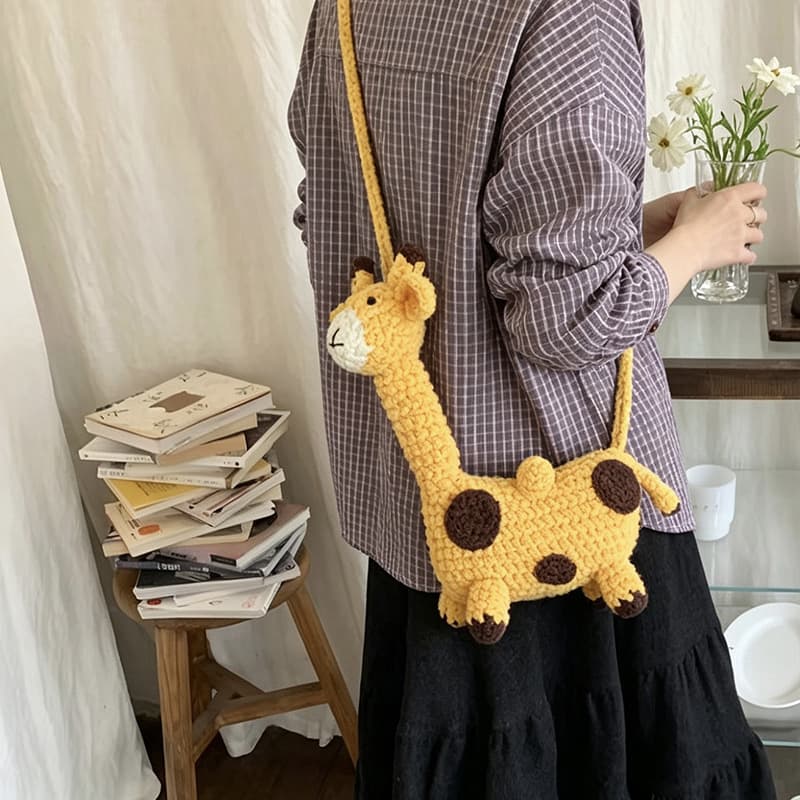 Handmade Crochet Plush Bag, Cute Giraffe Crossbody Bag, Knitted Yarn Bag, Finished Alpaca Phone Bag