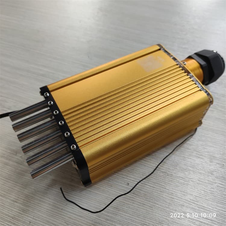 High-power, multi-color RGB universal focused light source, remote-controlled fiber optic light generator, 18W-45W outdoor.