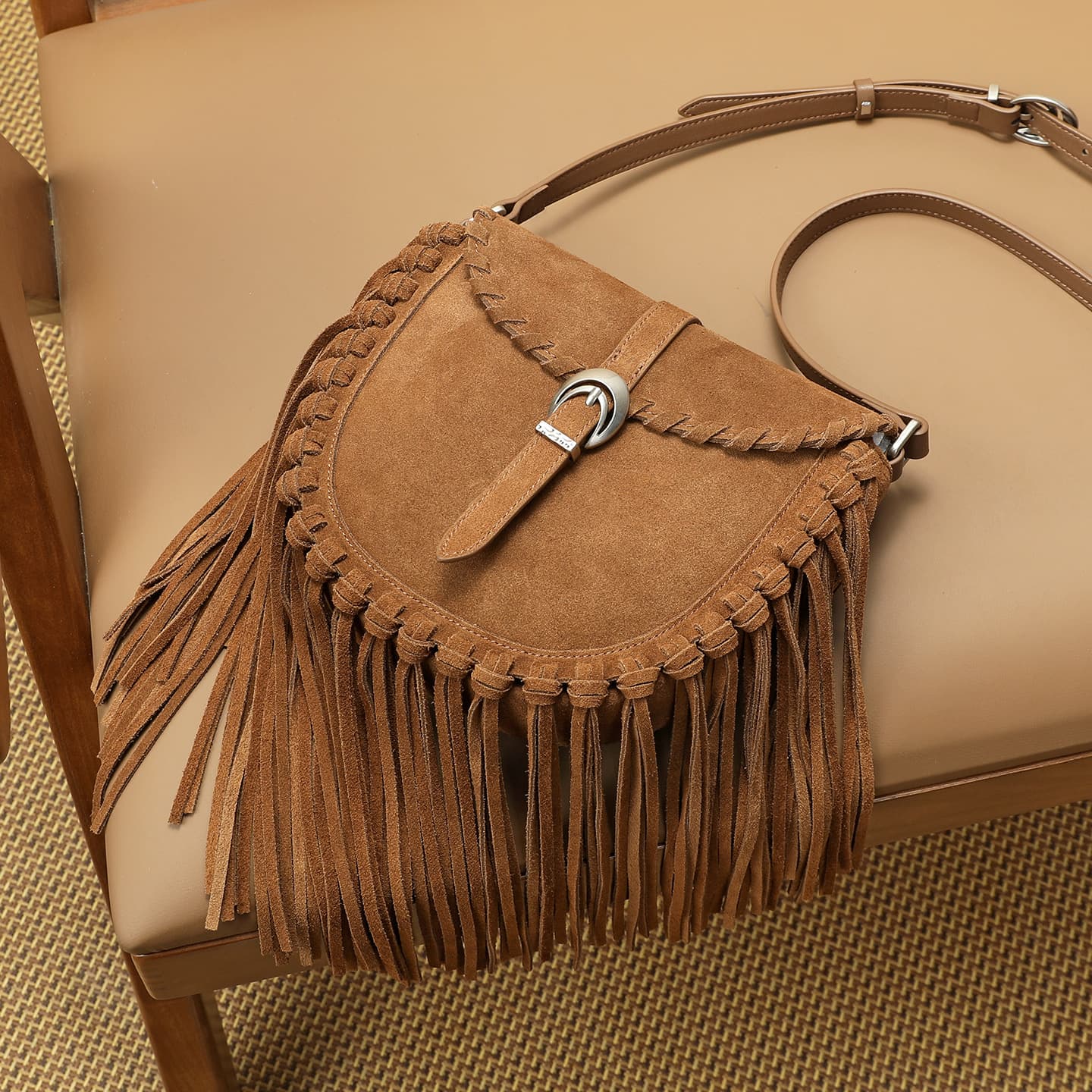2025 Autumn/Winter New Retro Suede Leather Fringe Saddle Bag, Niche Design Shoulder Crossbody Genuine Leather Women's Bag