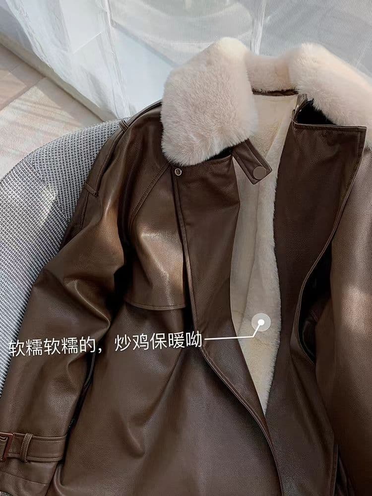 Women's motorcycle leather jacket, autumn and winter mid-length jacket, petite style, thick leather and lamb wool lining.
