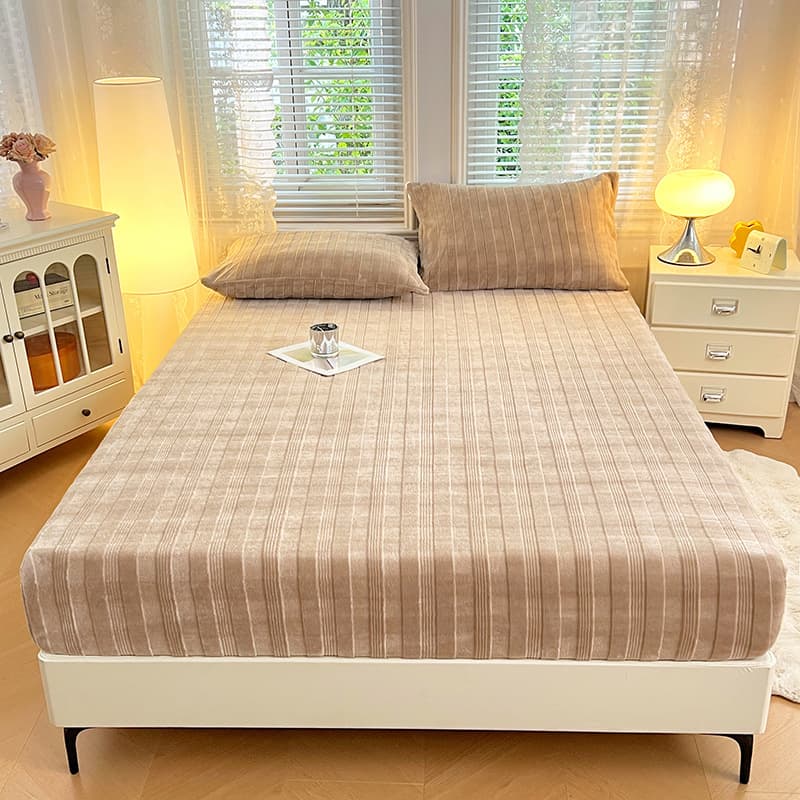 New warm and comfortable milk velvet fitted sheet bed bag three-piece set high weight warm velvet fitted sheet cross-border manufacturer wholesale