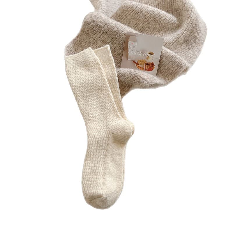 Women's Winter Thick Mid-Calf Beige Stacking Socks Warm and Cold-Resistant Wide Cuff Postpartum Socks Japanese Simple Winter Long Socks