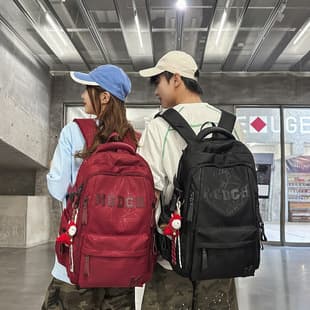 2026 New Fashion Backpack Large Capacity Multi-Layer Backpack for Middle High School Students Weight-Reducing Travel Backpack