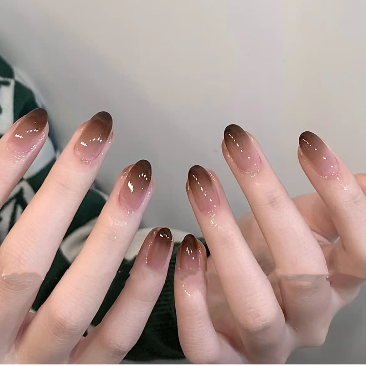 Kaixin Nail Nude Gradient Milk Coffee (Short Almond) Autumn and Winter Atmosphere Nail Art Patch Single Size