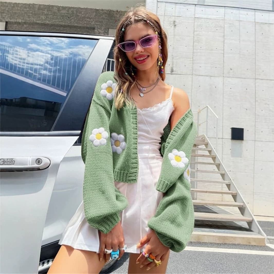 Cross-border European and American clothing autumn new sweet flower pattern sweater cardigan loose short knitted women's sweater
