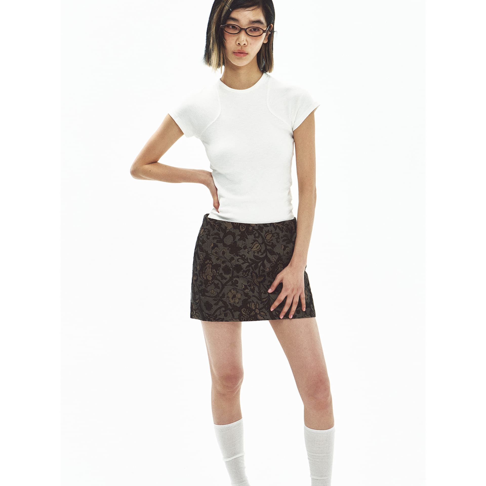 【Shishi Black Label】New Split Seam Design High Elastic Ribbed Short Sleeve Fitted T-Shirt V60533