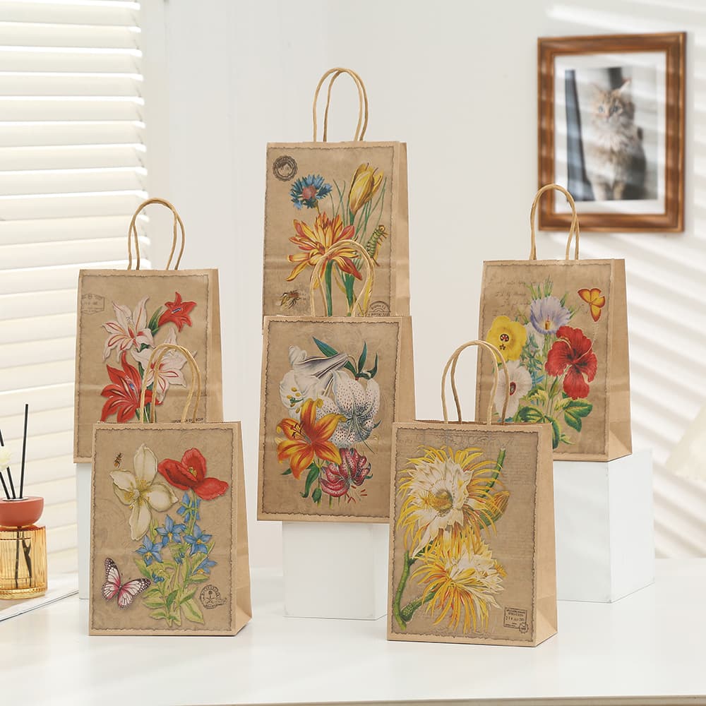 Retro hot-selling flower kraft paper bag floral gift packaging bag candy tote bag holiday gift companion gift bag