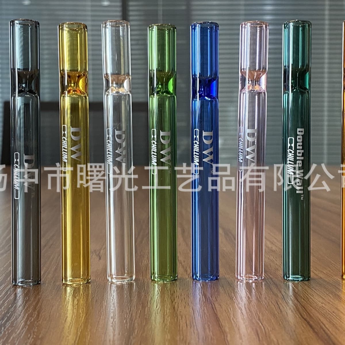 OG glass pipe, high transparency, straight glass mouthpiece, multiple sizes available.