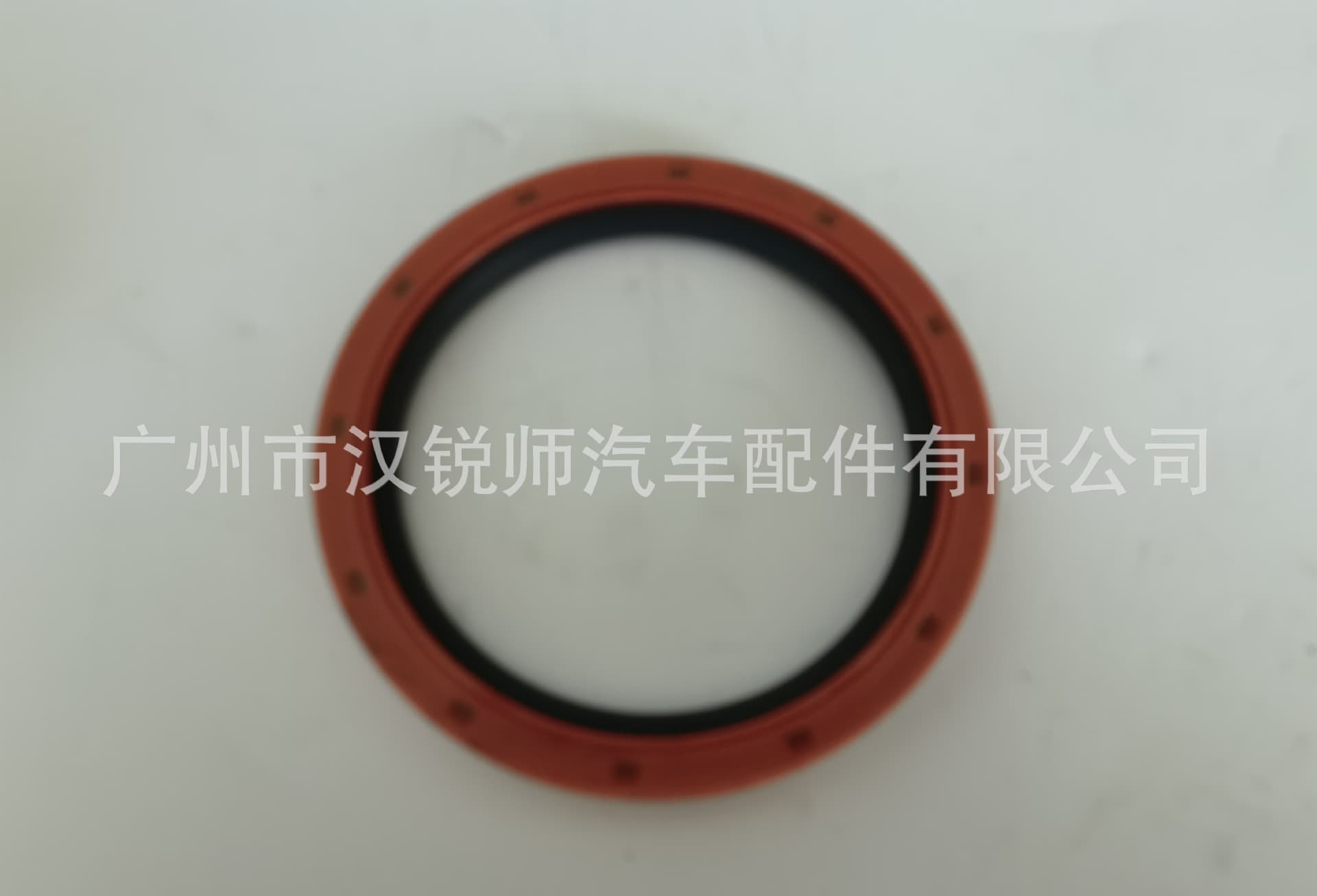 ME 017240 Suitable for Mitsubishi CANTER FUSO Canter 4D33 4D34 Light Truck Crankshaft Rear Oil Seal