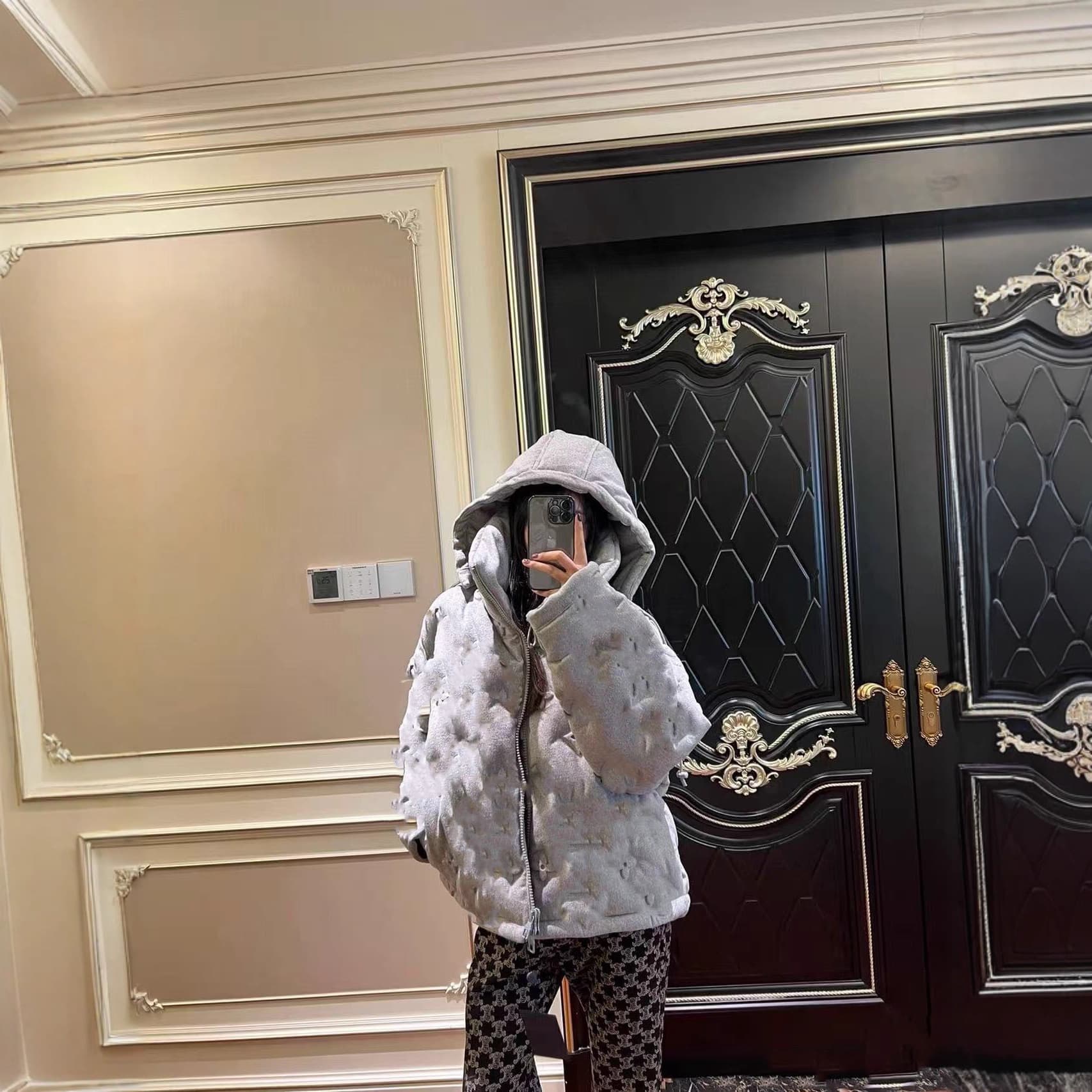 European 25 Fall/Winter Letter Jacquard Embossed Cashmere Hooded Down Jacket Fashionable Men's and Women's Warm Coat