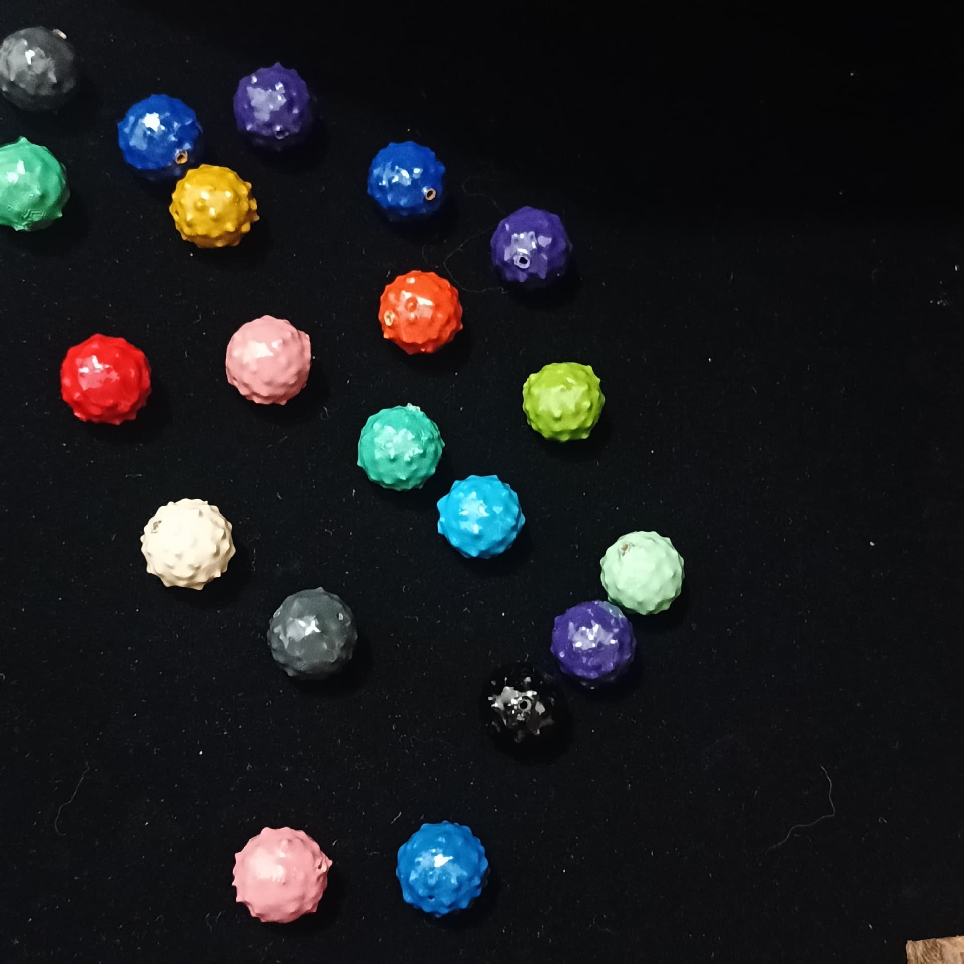 Factory direct sales, high price, and can be shipped on behalf of intangible cultural heritage mother-of-pearl large lacquer beads semi-finished experience set bracelet beads