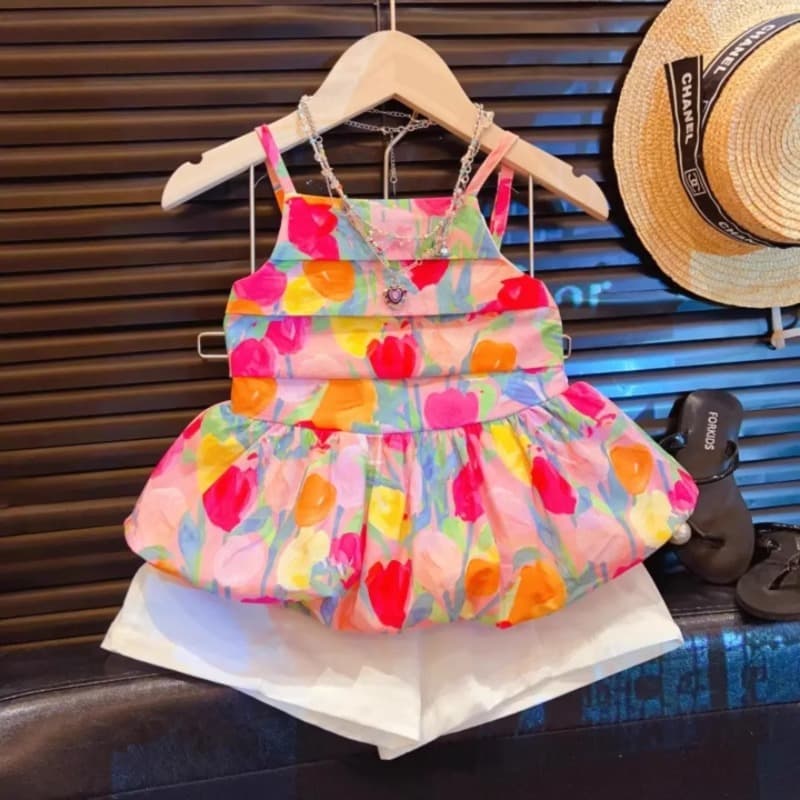 Baby girl summer dopamine floral bud suspender set 2025 new children's fashionable and sweet vest shorts