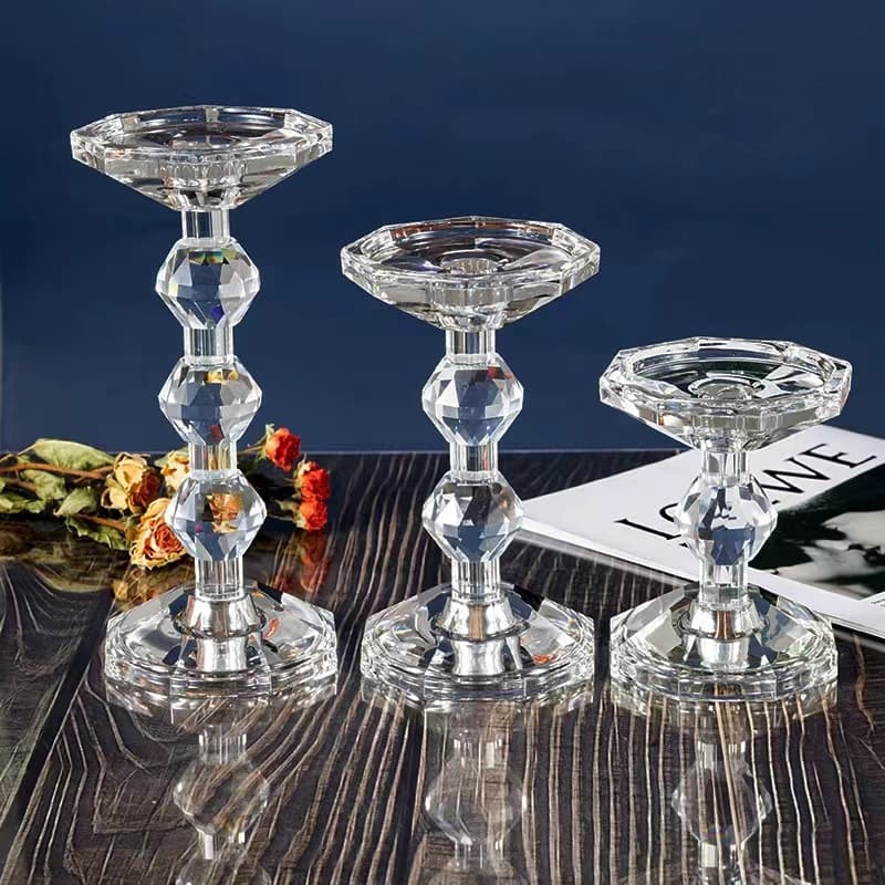 Factory direct supply of new European-style crystal candlesticks, creative candle holders, high, medium and low priced three-piece sets, available for wholesale.