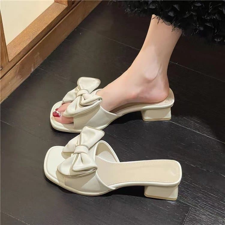 Women's Bow Sandals for Summer 2026 New Fashion Trendy Anti-Slip Slippers for Dresses, Cute Girly Style