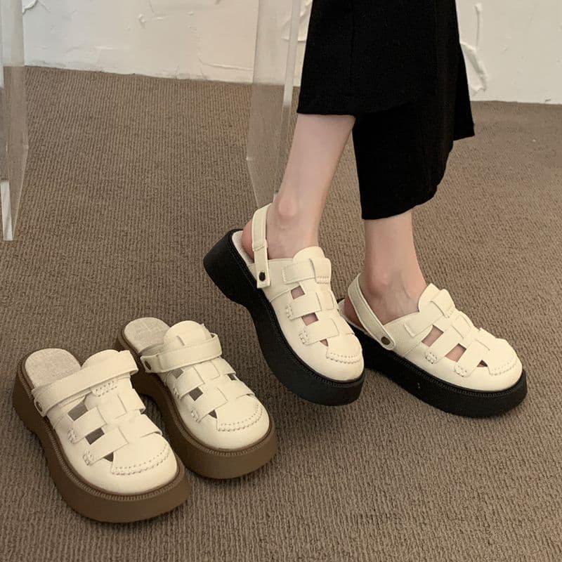 Thick-Soled Closed-Toe Sandals for Women Summer 2026 New Style, Breathable Hollow Roman Sport Hole Sandals, Suitable for Skirts