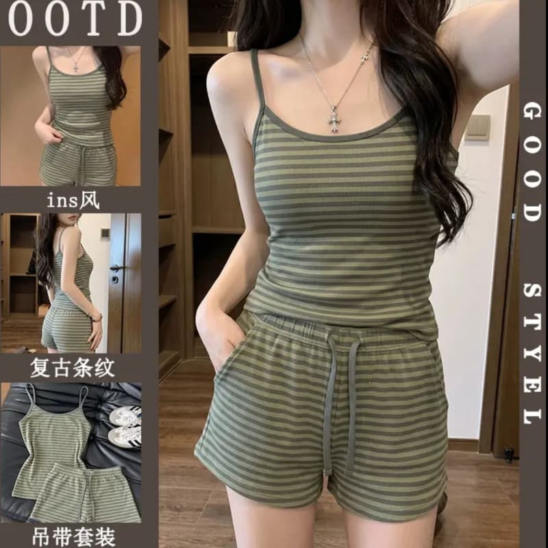 Korean Design Contrast Stripe Padded Camisole Sleepwear Set for Women, Summer Plus Size Short Pajama Set