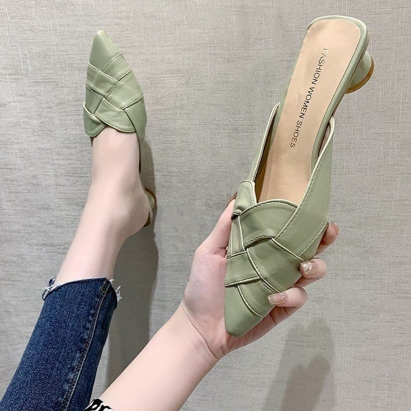 New Summer Closed-Toe Mules with Hollow Woven Design, Fashionable Pointed Toe, Chunky Low Heel, Simple Women's Sandals