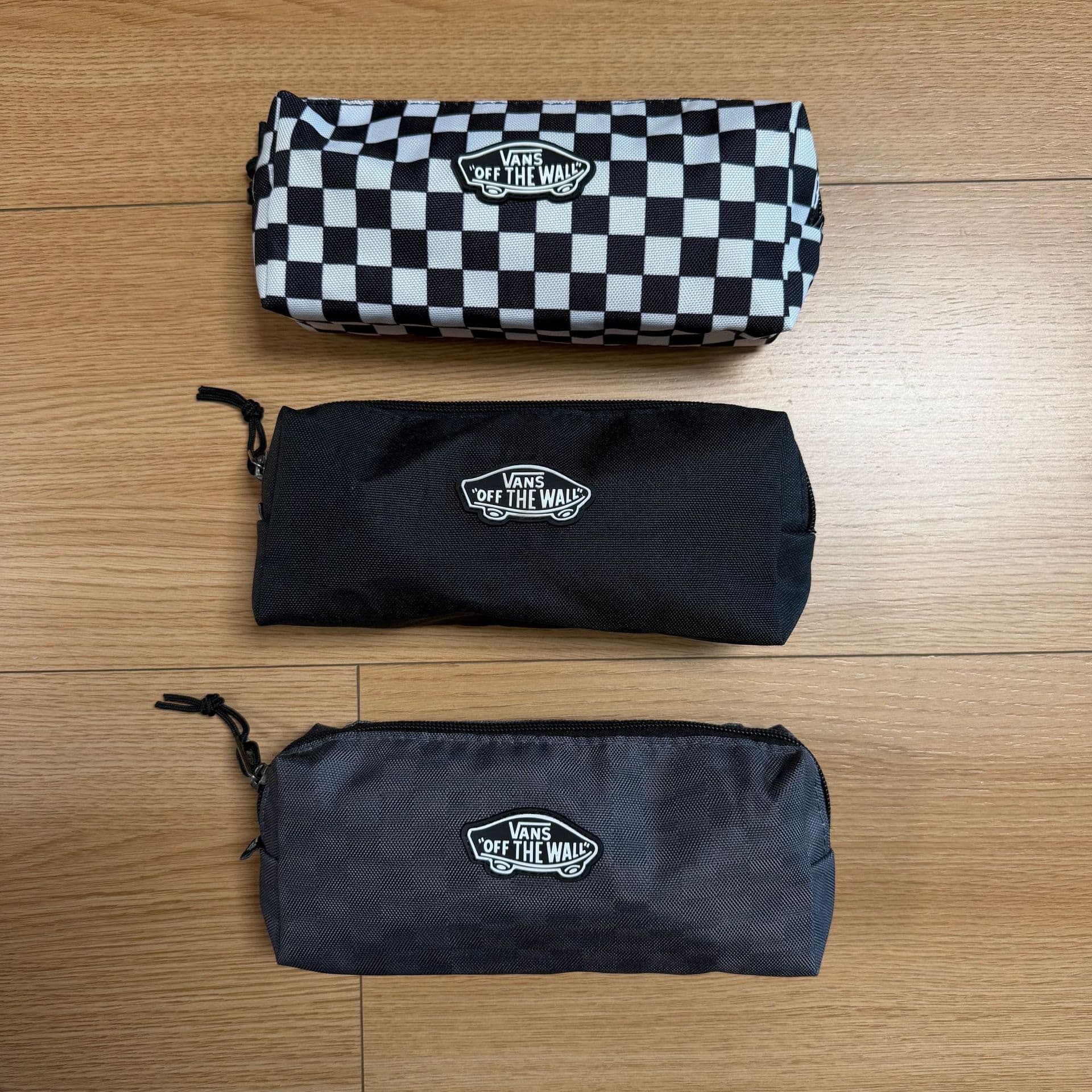 V@N black and white checkerboard grid pencil bag, fashionable, simple and creative, long large capacity student stationery bag storage