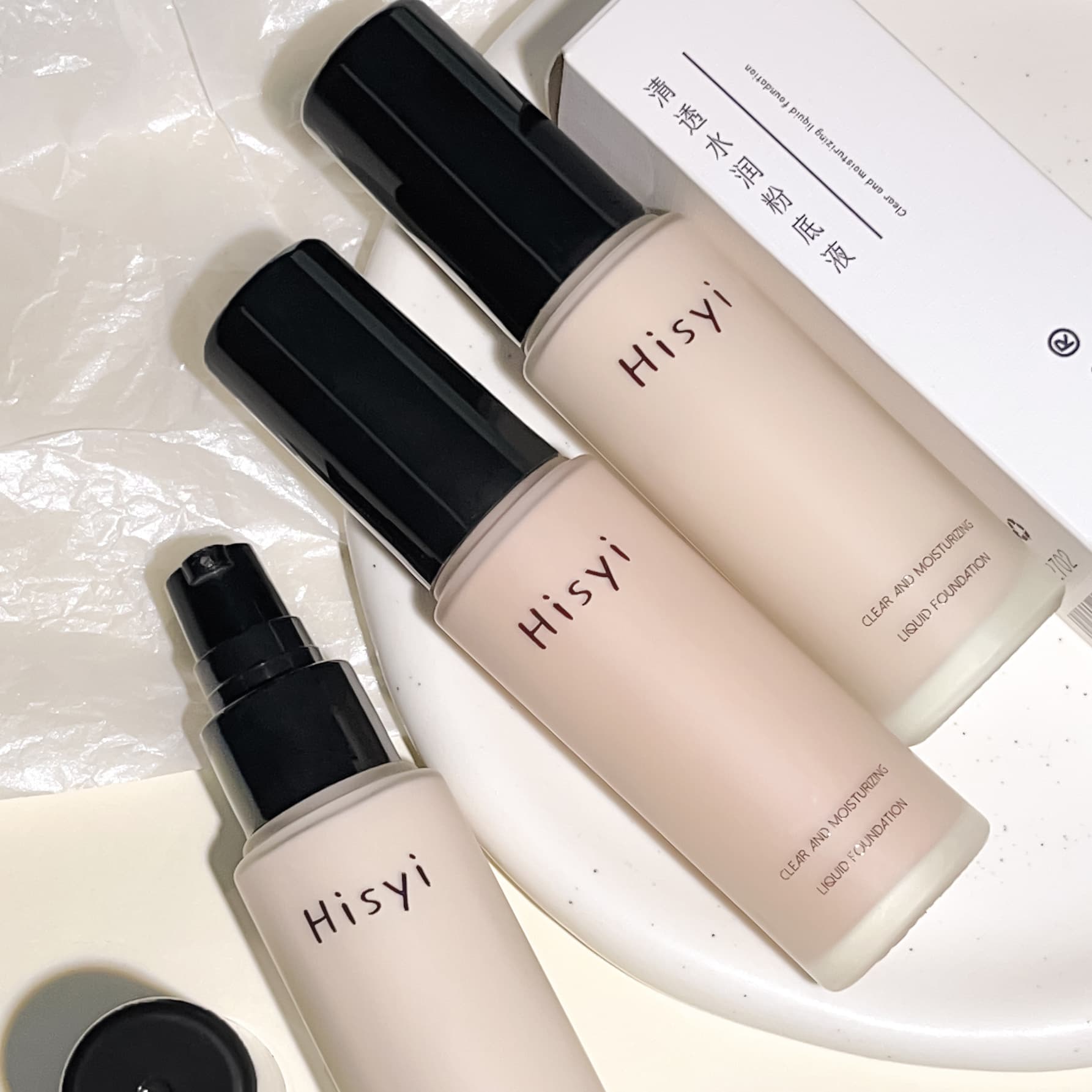 HISYI Clear and Moisturizing Foundation: Lightweight, Brightening, Natural, Long-Lasting, and Protective BB Cream - Not Easy to Smudge.
