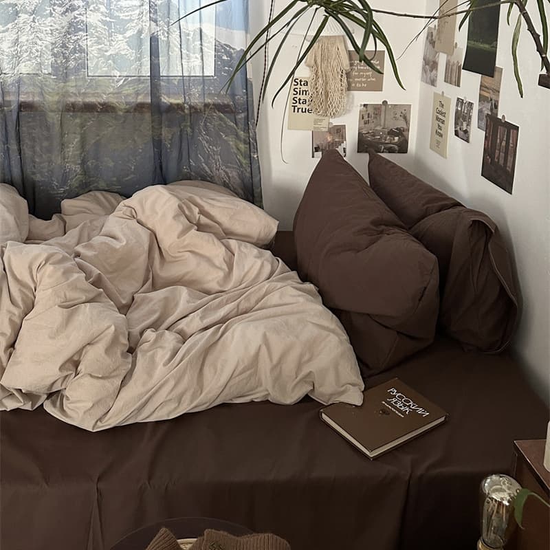 Home Vintage Style Duvet Cover, Brown Color, Skin-Friendly Duvet Cover, 1.8 Liter Bedding Four-Piece Set, Dormitory Three-Piece Set