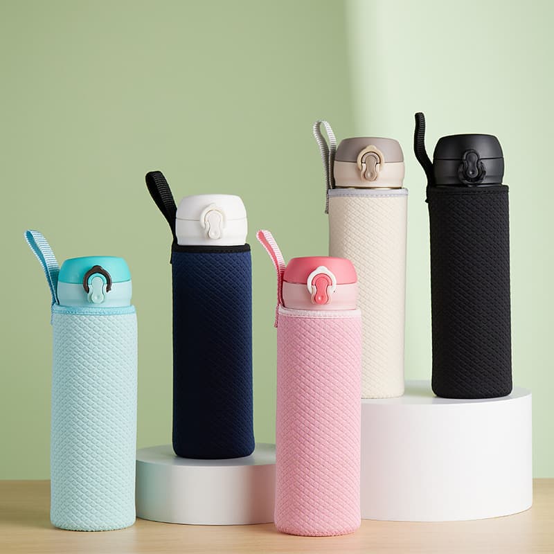 Manufacturer wholesale creative diamond-pattern cup sleeves, 550ml neoprene cup protectors, glass and thermal cup sleeves