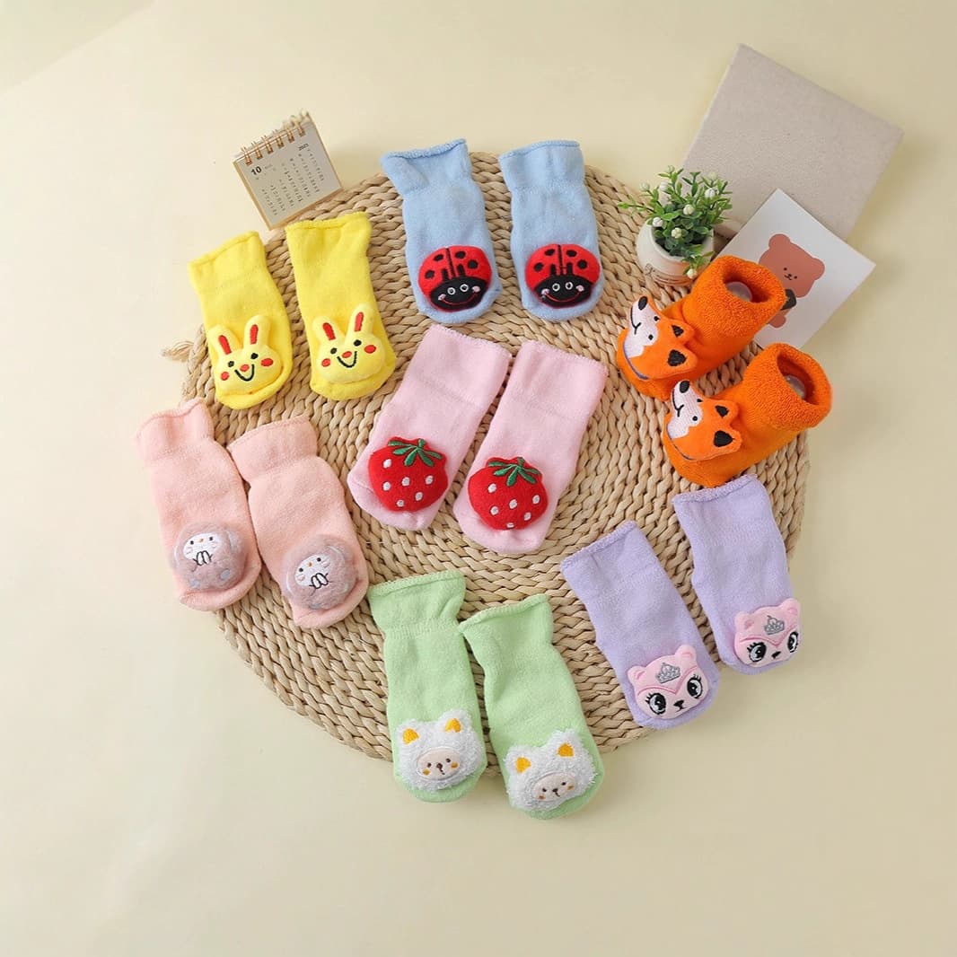 New newborn socks, cute baby floor anti-slip socks, cartoon cotton-filled dolls, baby class A mid-tube socks for babies
