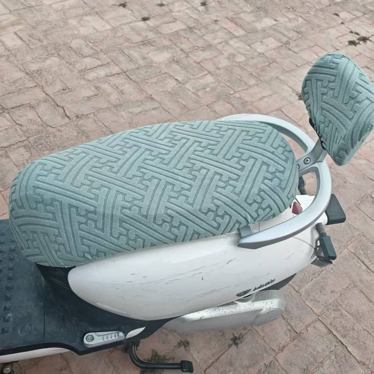 New Elastic Heat-resistant Electric Scooter Seat Cover Universal for Moped Motorcycles Sunproof All-Season Non-slip