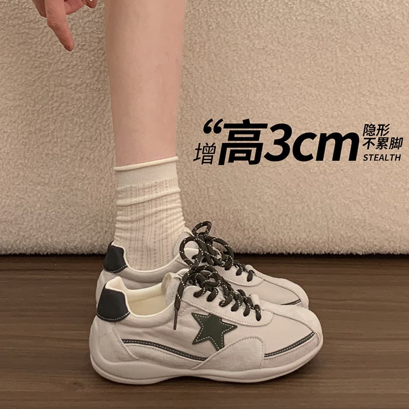 Star Canvas Shoes for Women 2026 New Retro Stylish Classic Versatile German Training Shoes Lightweight Soft Sole Casual Board Shoes Trendy