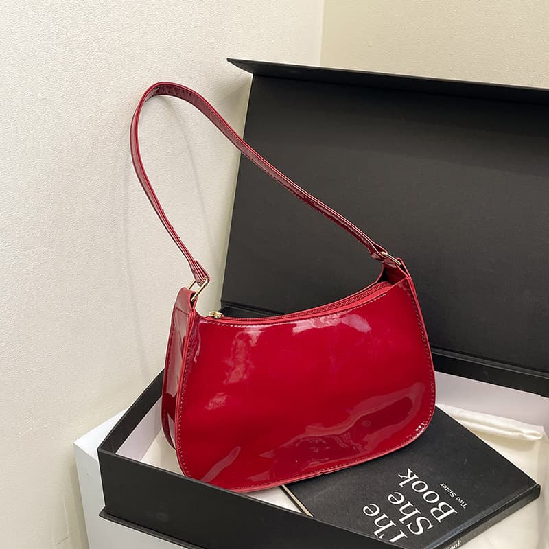 Spring New Ladies Shoulder Bag Stylish Baguette Underarm Bag Niche Retro Minimalist Versatile Handbag Wholesale