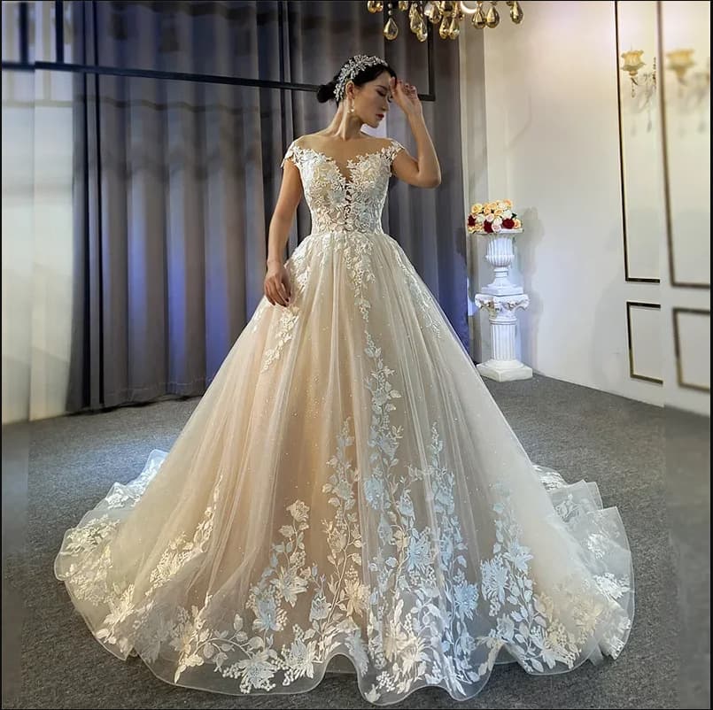 Cross-border short-sleeved wedding dress forest style 2026 new bride simple round neck slim fit see-through travel shooting tail soft gauze slimming