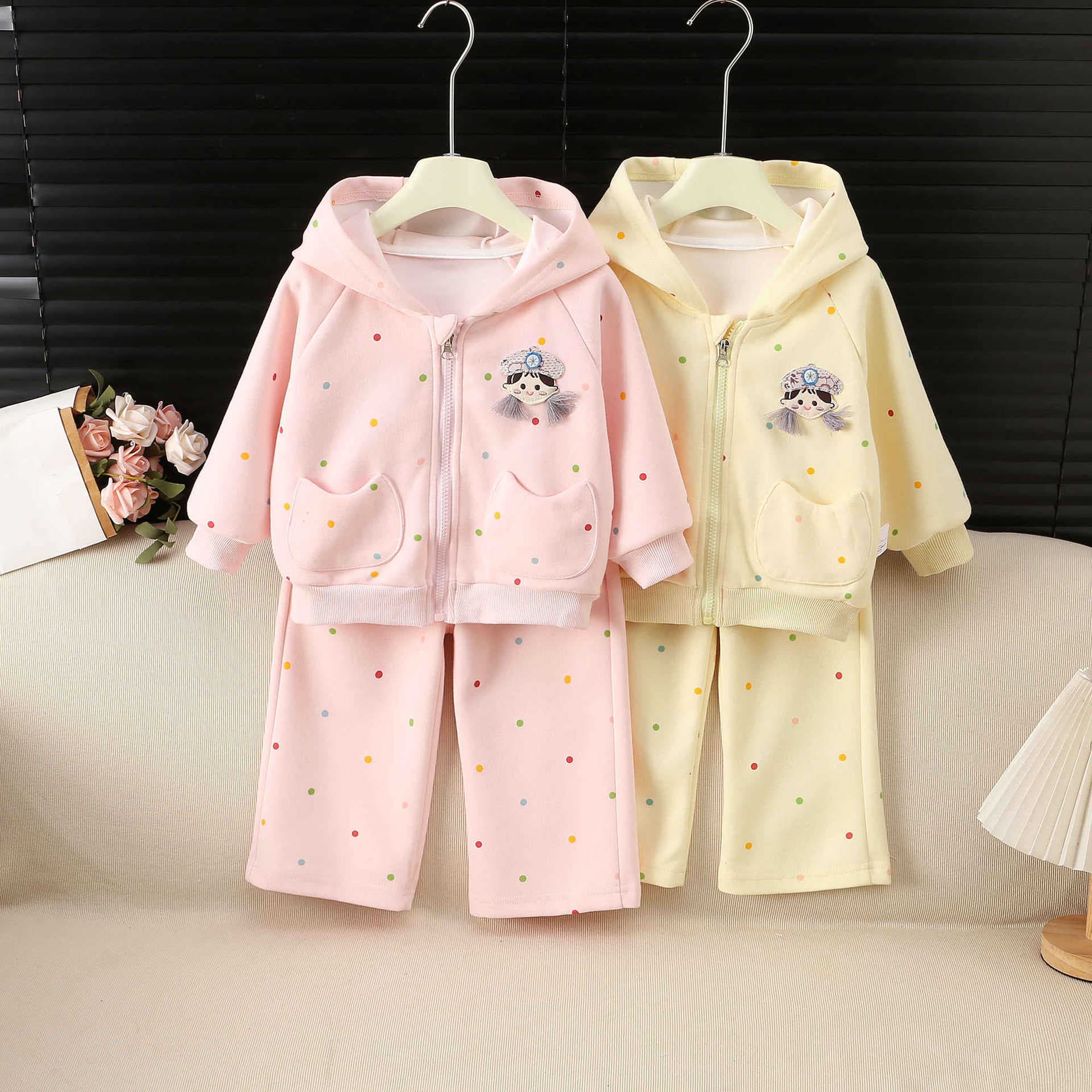 Girls spring and autumn polka dot little girl three-piece set 3 children's fashionable baby clothes 1-year-old baby girl spring suit
