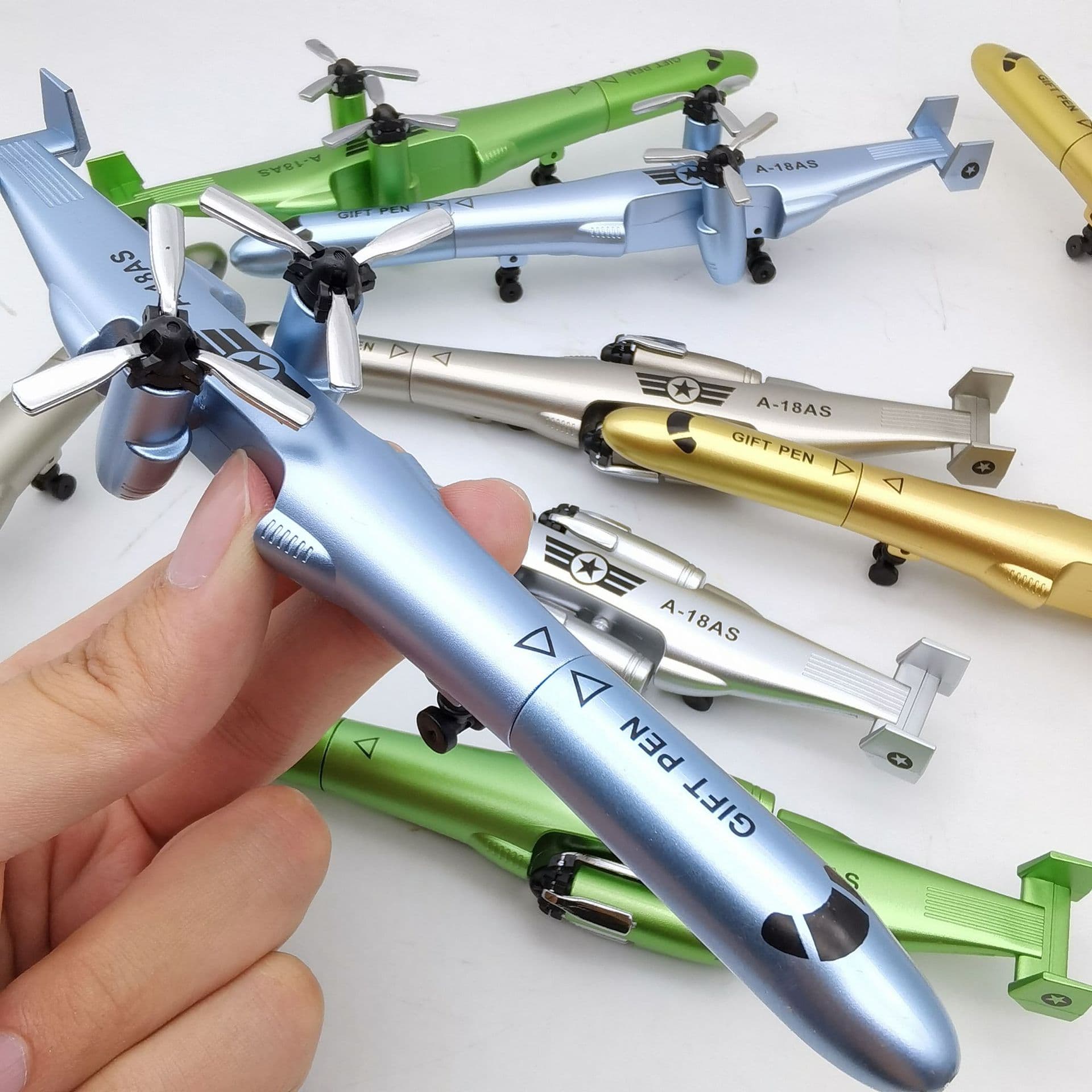 New Creative Special Warfare Aircraft Gel Pen Student Military Weapon Aircraft Helicopter Water Pen Children's Transformable Pen