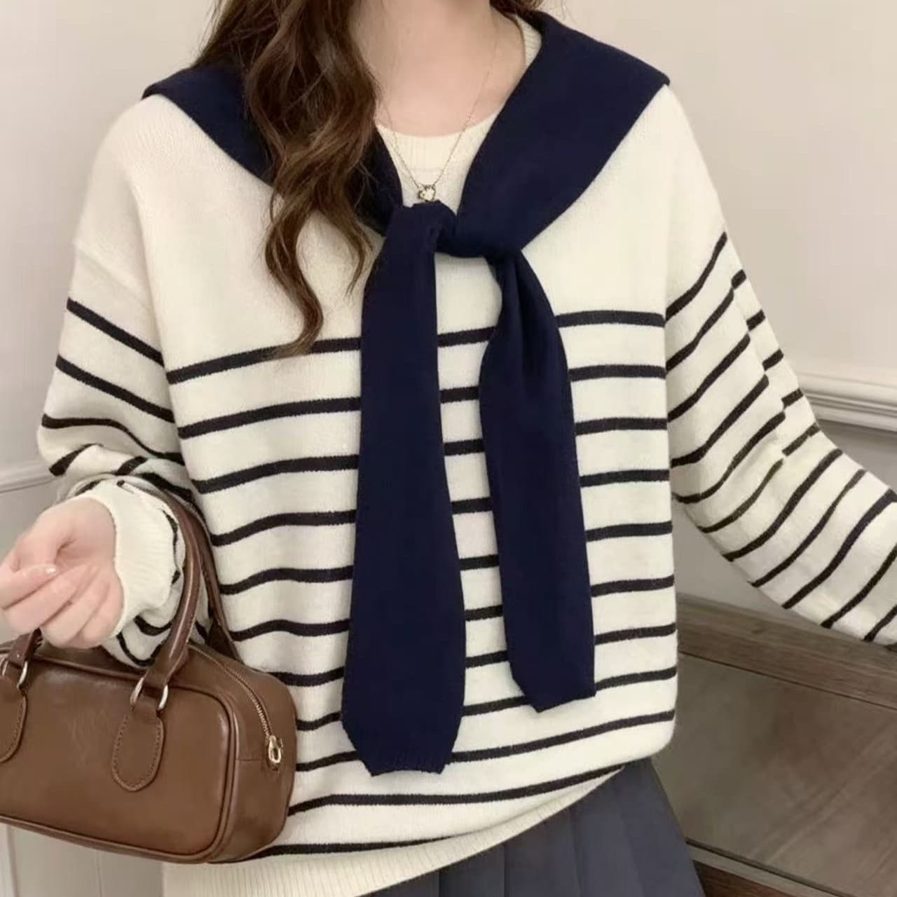 2026 New Contrast Color Splicing Sweater Women's Early Autumn Loose Lazy Style White Striped Long Sleeve Bottoming Top