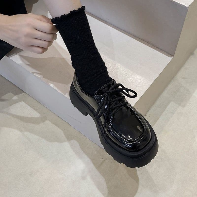 Chunky loafers, 2024 new style, retro British style, JK shoes, black, versatile, matches skirts, lace-up loafers
