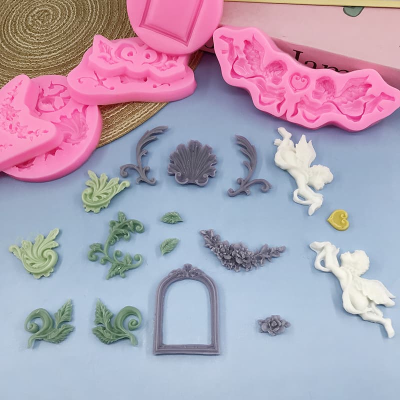 Cross-border wholesale European relief totem pattern vineman chocolate fondant cake mold angel photo frame mold diy