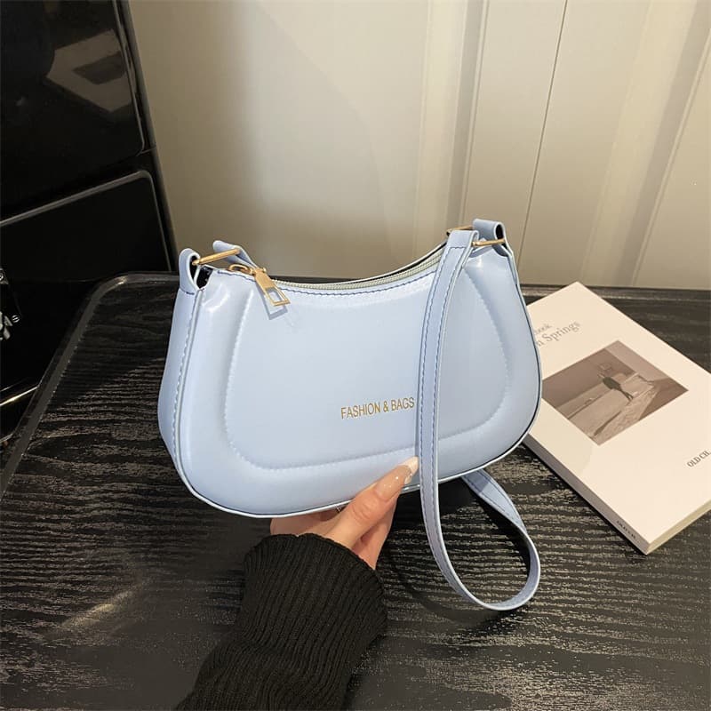 Solid color texture simple one-shoulder crossbody bag women's summer new versatile new casual bag fashionable women's bag black