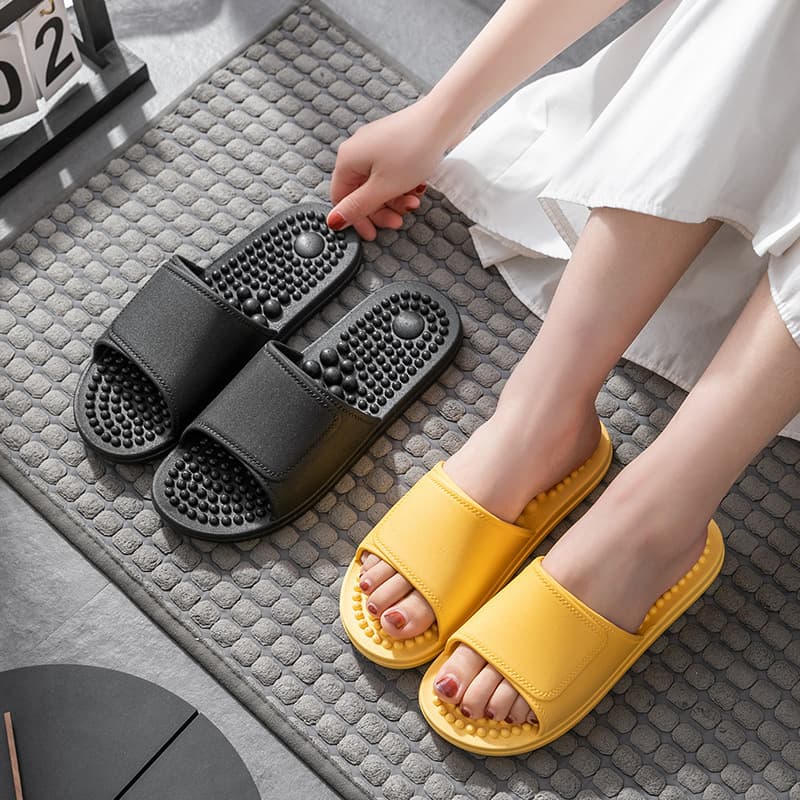 New Summer Slippers for Women and Couples, Men's Non-Slip Soft Sole Indoor Home Bathroom Hotel Massage Slippers
