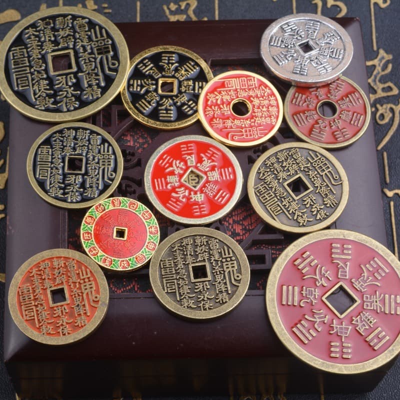 Retro alloy mountain spirit money charm, cinnabar red copper coin, antique coin pendant, thunder bureau Qiankun Bagua ancient style coins wholesale
