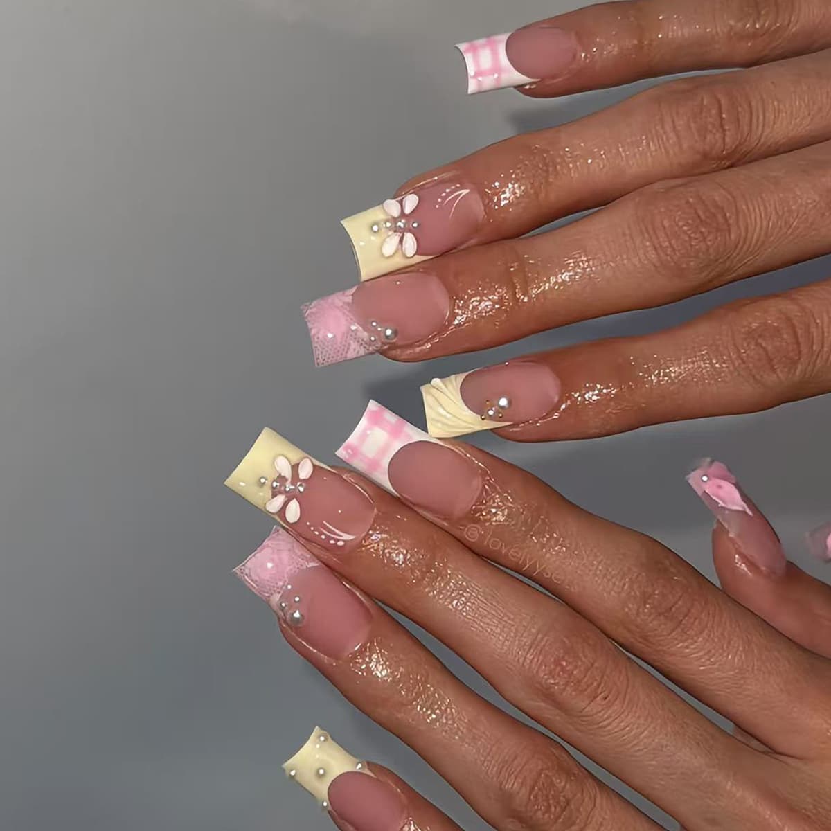 24 pieces of short square cross-border wearable nails 3D flowers handmade European and American fake nails press on nails