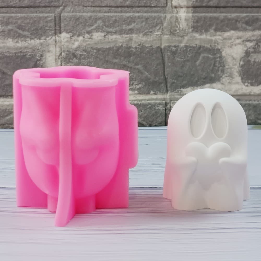 Heart-Holding Ghost Figurine Mold Figurine Candle Plaster DIY Plaster Figurine Candle Holder Silicone Mold W0910
