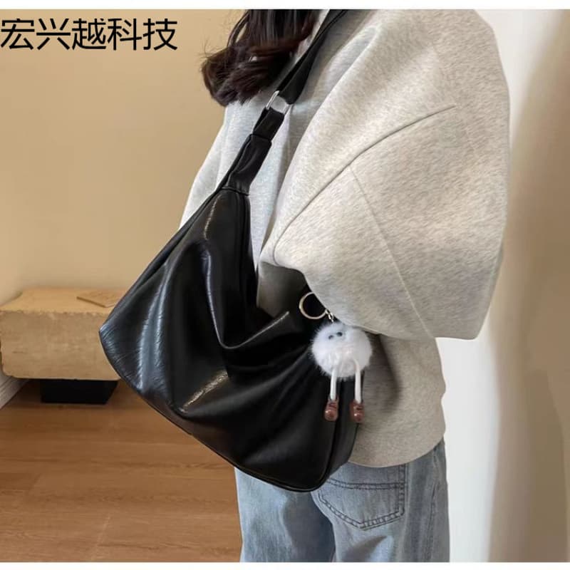 Simple Large Capacity Bag Women Autumn Winter New Fashion Versatile Casual Shoulder Bag Student Commute Crossbody Tote