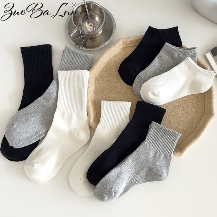 Socks Spring Autumn Breathable Moisture-Wicking Odor-Resistant Men Women Ins Black White Solid Color Mid-Calf High-Calf Couple Boat Socks Cotton Socks
